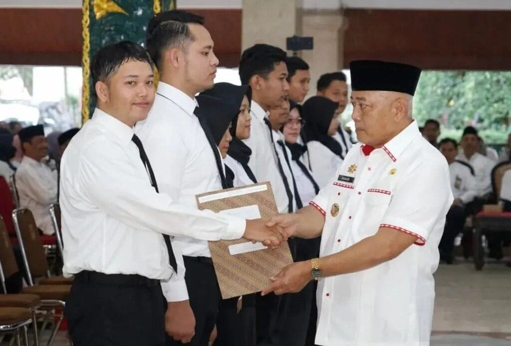 Apakah PPPK Bisa Mutasi? 6 Prosedur Wajib Anda Ketahui! 2 apakah pppk bisa mutasi