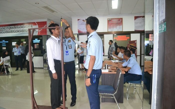 syarat tinggi badan kedinasan 2025