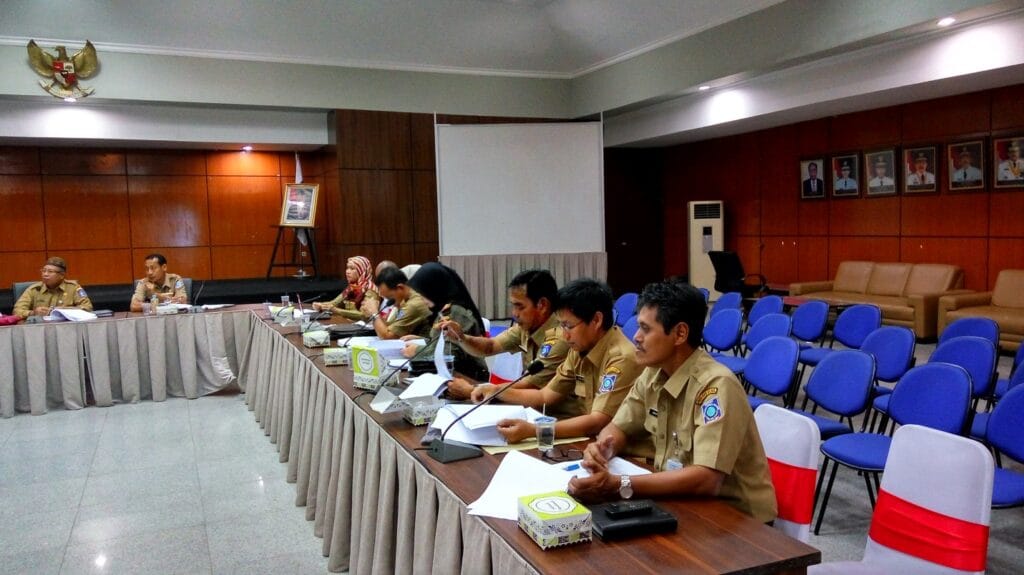 uang saku rapat dan pulsa pns