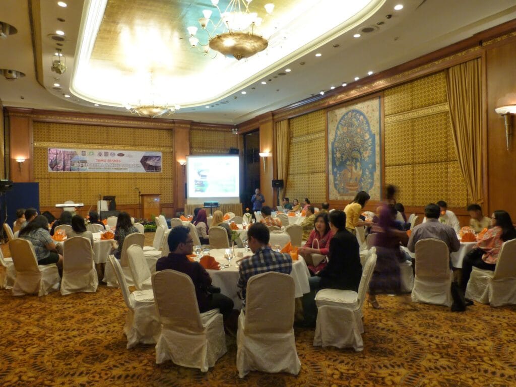 uang saku rapat dan pulsa pns