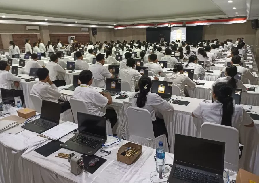 soal pengelola layanan operasional